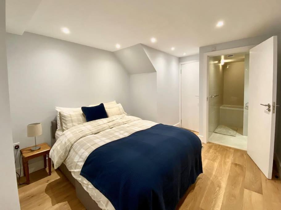 2Bdr Modern Apartment In Hammersmith West London Bagian luar foto